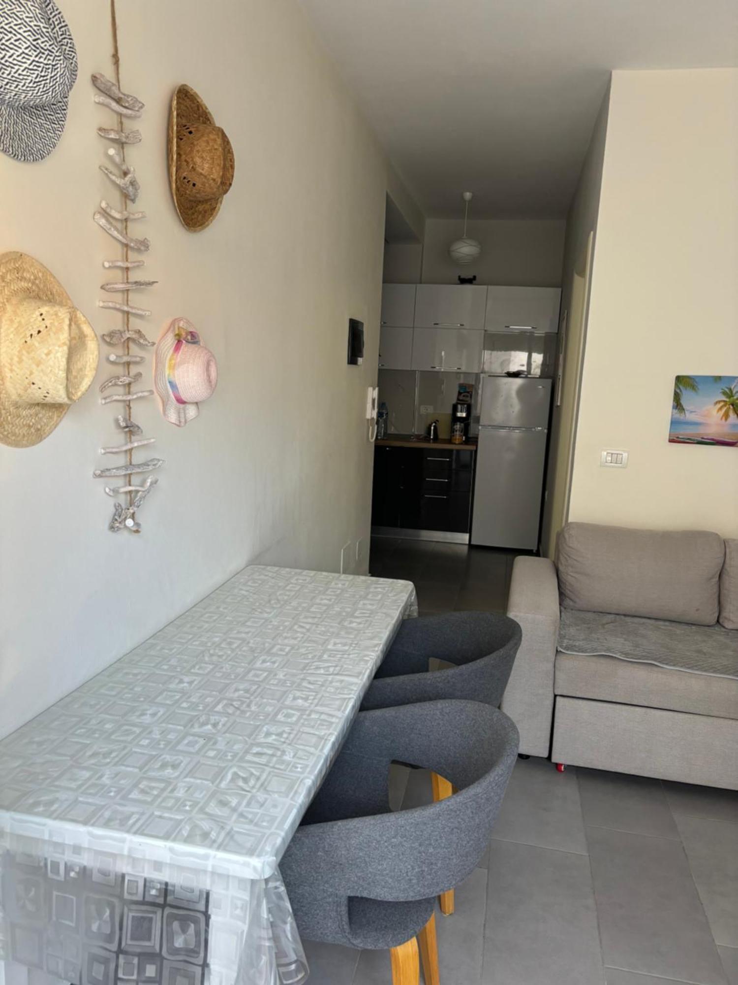 Apartament Klea In Strandnaehe Toplage Durrës Eksteriør bilde